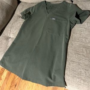 Figs Catarina One-Pocket Scrub Top